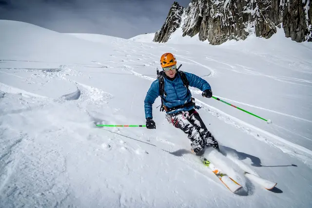 illustration-skieur-poudreuse-descente-tarif-1-depose